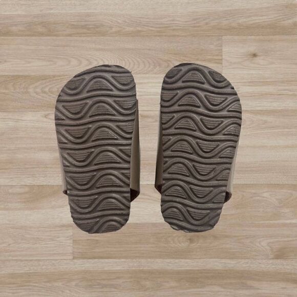 Mia Sandals Toddler Size 4 - Picture 4 of 8